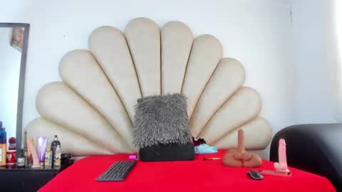 Snapshot of anna__spencer chatting on March 11, 3:34 pm Anna online show from March 11, 3:34 pm