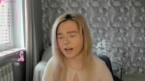 Anna online show from April 18, 7:56 am