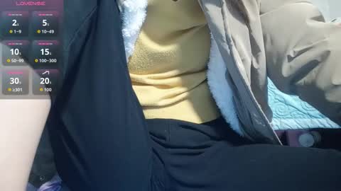 anna_ellen22 online show from January 10, 11:45 am