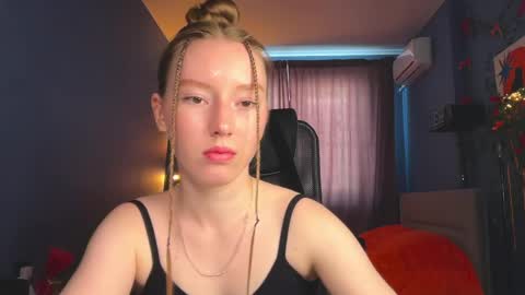 Anna online show from April 28, 12:43 pm