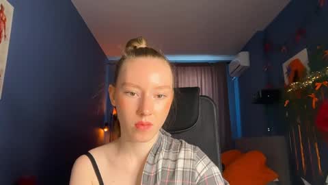 Anna online show from June 2, 11:23 am