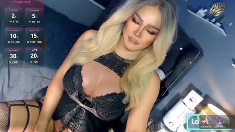 Miss Anna online show from March 27, 10:59 am