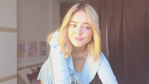 Snapshot of anna_nickol chatting on August 5, 2:31 pm Anna online show from August 5, 2:31 pm