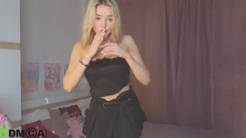 Snapshot of anna_nickol chatting on August 6, 3:03 pm Anna online show from August 6, 3:03 pm