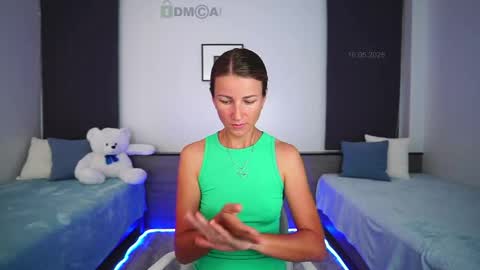 Anna Shine online show from May 16, 9:17 am