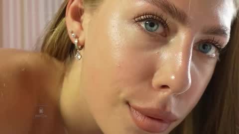 Snapshot of anna_ssweety chatting on November 9, 6:01 am Anna fansly anna sssweety online show from November 9, 6:01 am