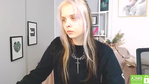 Snapshot of anna_sunshines chatting on December 3, 10:28 am Anna pvt is open online show from December 3, 10:28 am