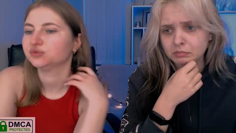 Snapshot of anna_sunshines chatting on December 27, 8:39 pm Anna pvt is open online show from December 27, 8:39 pm