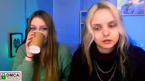 Snapshot of anna_sunshines chatting on December 30, 10:43 am Anna pvt is open online show from December 30, 10:43 am