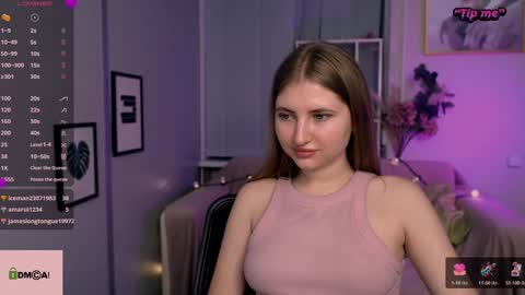 Snapshot of anna_sunshines chatting on January 3, 4:37 pm Anna pvt is open online show from January 3, 4:37 pm