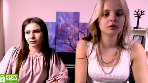 Snapshot of anna_sunshines chatting on January 17, 11:06 am Anna pvt is open online show from January 17, 11:06 am