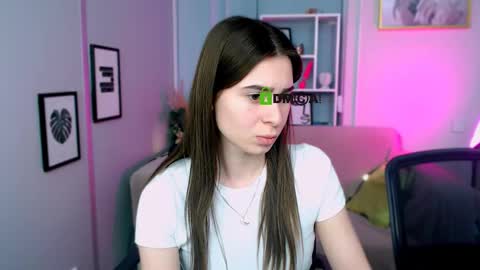 Snapshot of anna_sunshines chatting on February 11, 1:20 pm Anna pvt is open online show from February 11, 1:20 pm