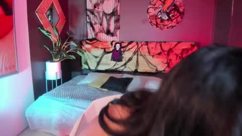 Anna online show from October 31, 3:18 am