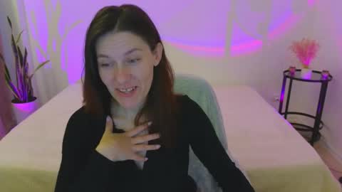 Snapshot of annaabels chatting on October 18, 5:43 am annaabels online show from October 18, 5:43 am