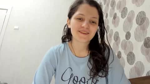 Snapshot of annaahcharm chatting on January 8, 5:05 am annaahcharm online show from January 8, 5:05 am