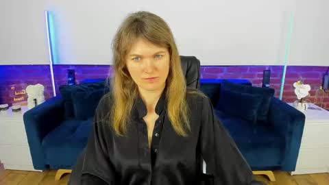 Annabel online show from February 15, 7:51 am