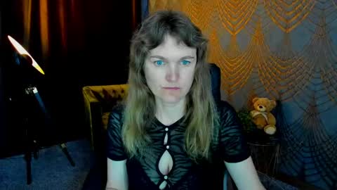 Annabel online show from May 31, 5:48 am