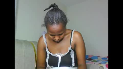 Snapshot of annabelle_doll8 chatting on September 17, 1:51 am Bell online show from September 17, 1:51 am