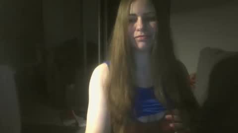 Snapshot of annadiamond1 chatting on October 13, 10:32 pm annadiamond1 online show from October 13, 10:32 pm