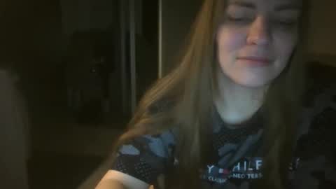 Snapshot of annadiamond1 chatting on November 15, 12:30 am annadiamond1 online show from November 15, 12:30 am