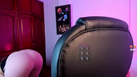 Ana Foxxx online show from February 13, 11:06 am