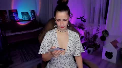 annalluring online show from January 23, 9:50 pm