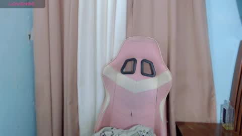 annalola_69 online show from May 13, 12:02 pm