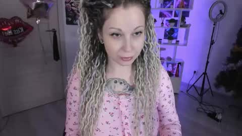 Anna online show from November 9, 2:10 am