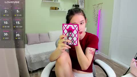 Snapshot of annaoddy chatting on June 3, 1:19 am Anna online show from June 3, 1:19 am