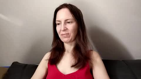 Anna online show from April 7, 8:26 am