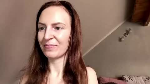 Anna online show from April 13, 8:31 am