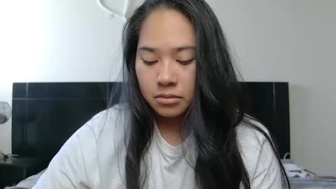 Anna online show from March 22, 9:51 pm