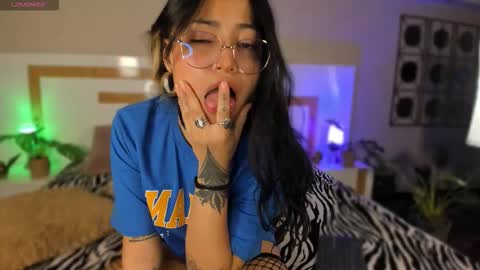 Snapshot of anne_cherrydh chatting on September 23, 2:03 am anne_cherrydh online show from September 23, 2:03 am