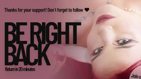 Snapshot of anne_julienne chatting on October 1, 12:27 am online show from October 1, 12:27 am