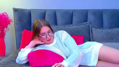 Snapshot of anneavery chatting on November 20, 9:09 am Anne online show from November 20, 9:09 am