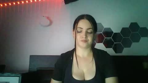 annebellee69 online show from October 3, 9:23 pm