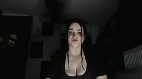 annebellee69 online show from January 7, 8:44 pm