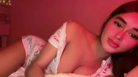 Kim online show from April 13, 9:09 pm