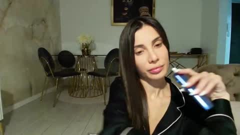 AnneHotxxx online show from April 7, 8:09 pm