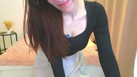Snapshot of annemorie chatting on April 9, 7:36 am Annemorie online show from April 9, 7:36 am