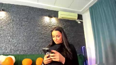 annesins online show from November 2, 7:05 pm