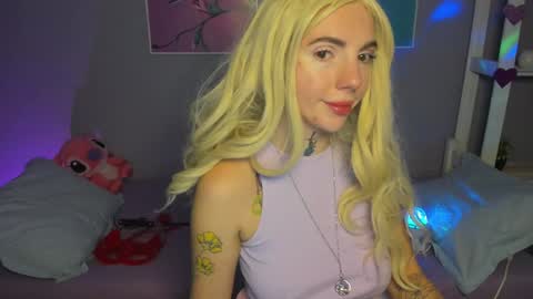 Snapshot of annetenet chatting on January 27, 7:35 am Annet online show from January 27, 7:35 am