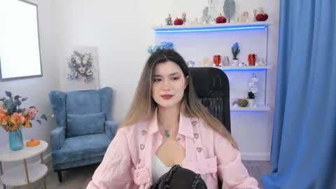 Snapshot of annetli chatting on October 27, 3:21 am annetli online show from October 27, 3:21 am