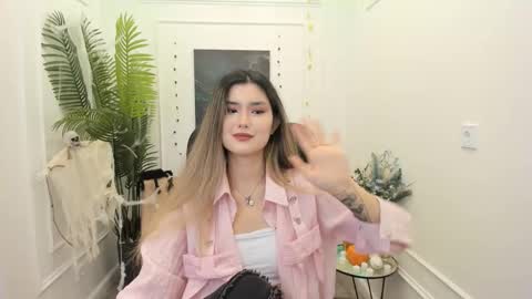 Snapshot of annetli chatting on October 30, 3:19 am annetli online show from October 30, 3:19 am