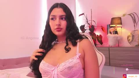 Angel online show from February 25, 4:27 pm