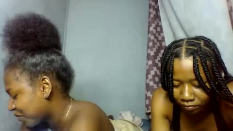 annick98 online show from February 18, 8:38 pm