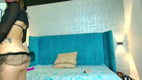 annie__rouse online show from April 1, 1:41 pm