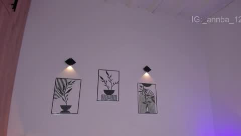 annie_barozzi online show from March 5, 3:30 pm