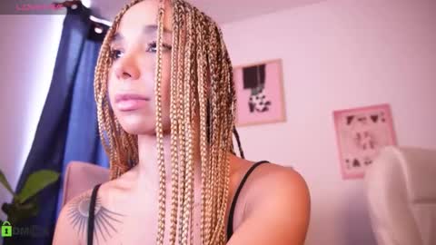 Annie online show from October 31, 2:51 pm