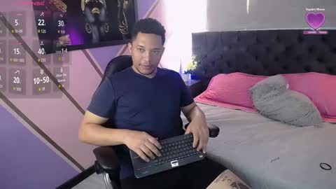 Snapshot of annie_lii chatting on September 25, 1:15 pm Annie lii online show from September 25, 1:15 pm
